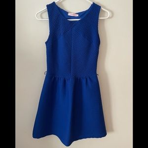 Women’s or Juniors dress